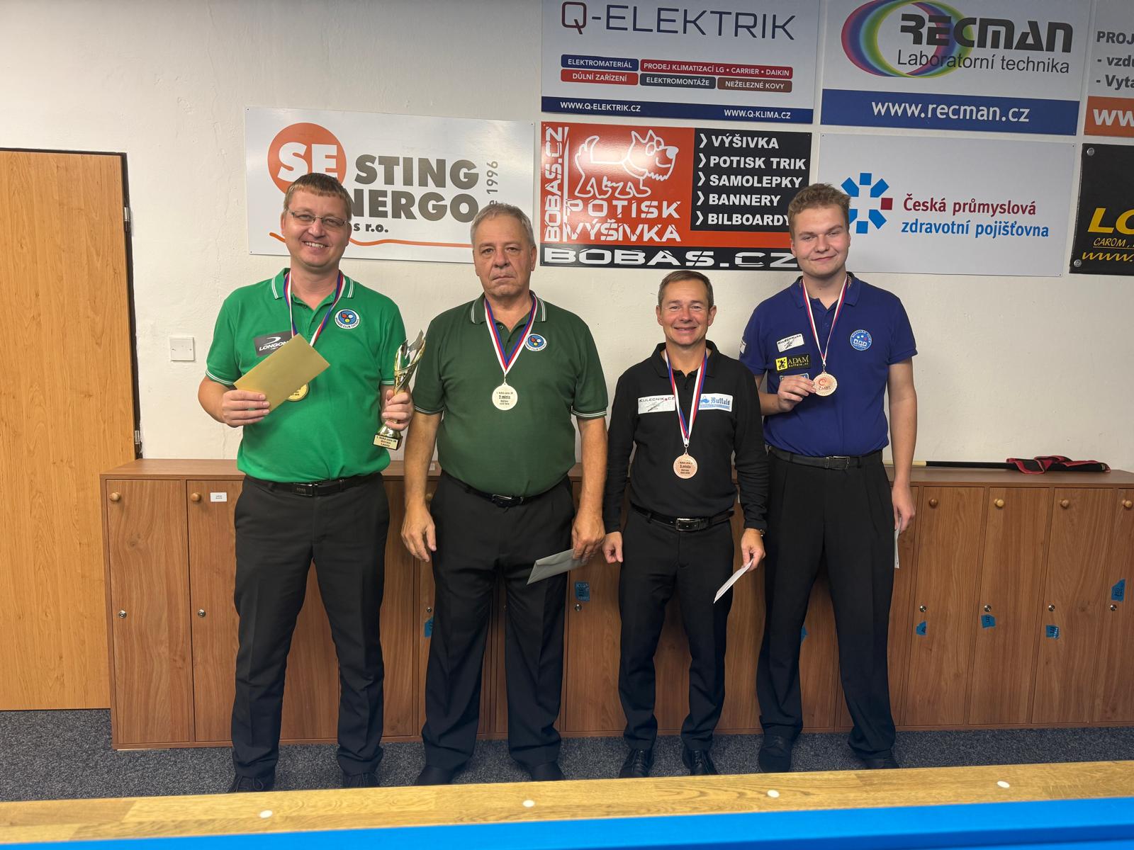 Radovan Hájek vyhrává úvodní Velkou cenu v trojbandu